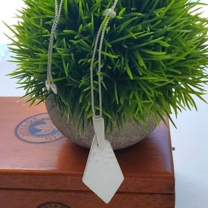 Kendra Scott Matte Silver Pendant Necklace